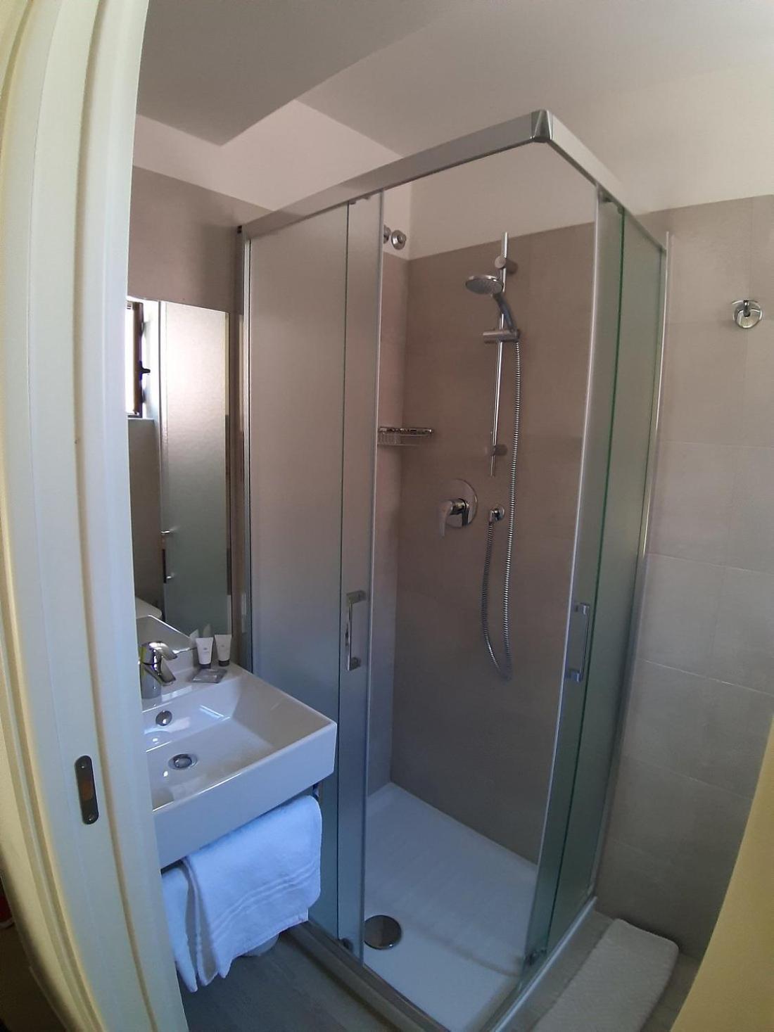Hotel Pigalle Riccione Extérieur photo